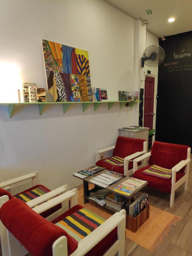 Ez Lodgings Kampong Gadong Ngoại thất bức ảnh