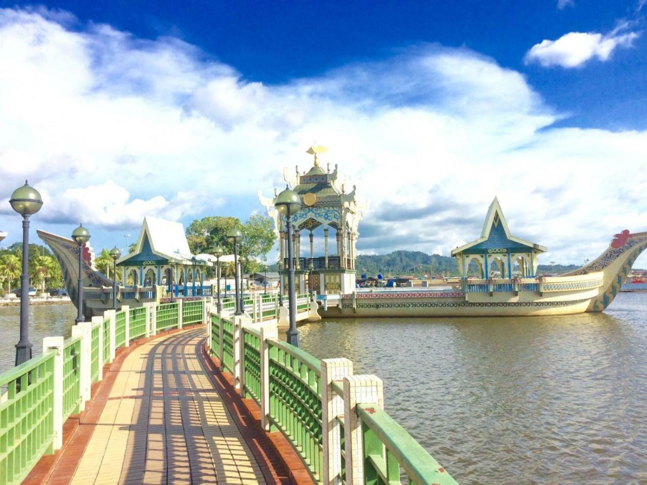 Ez Lodgings Kampong Gadong Ngoại thất bức ảnh